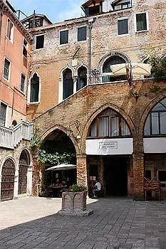 Al Lion Morosini Pensionat Venedig
